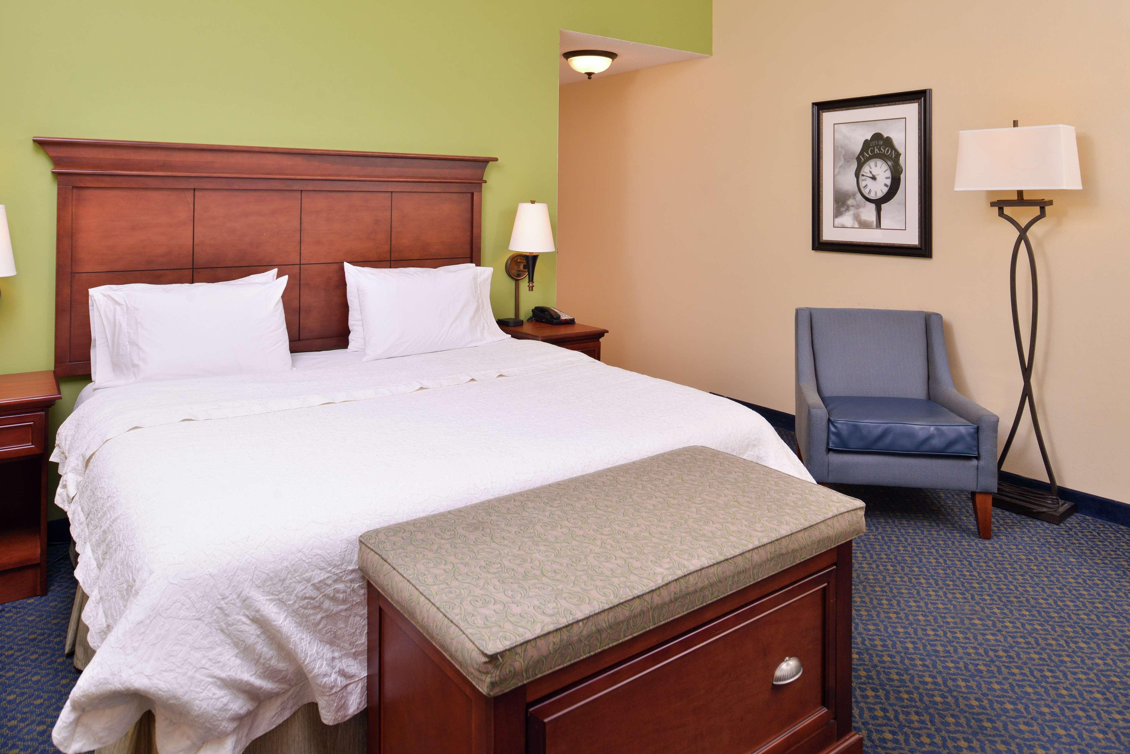 Hampton Inn Jackson-College Avenue Luaran gambar