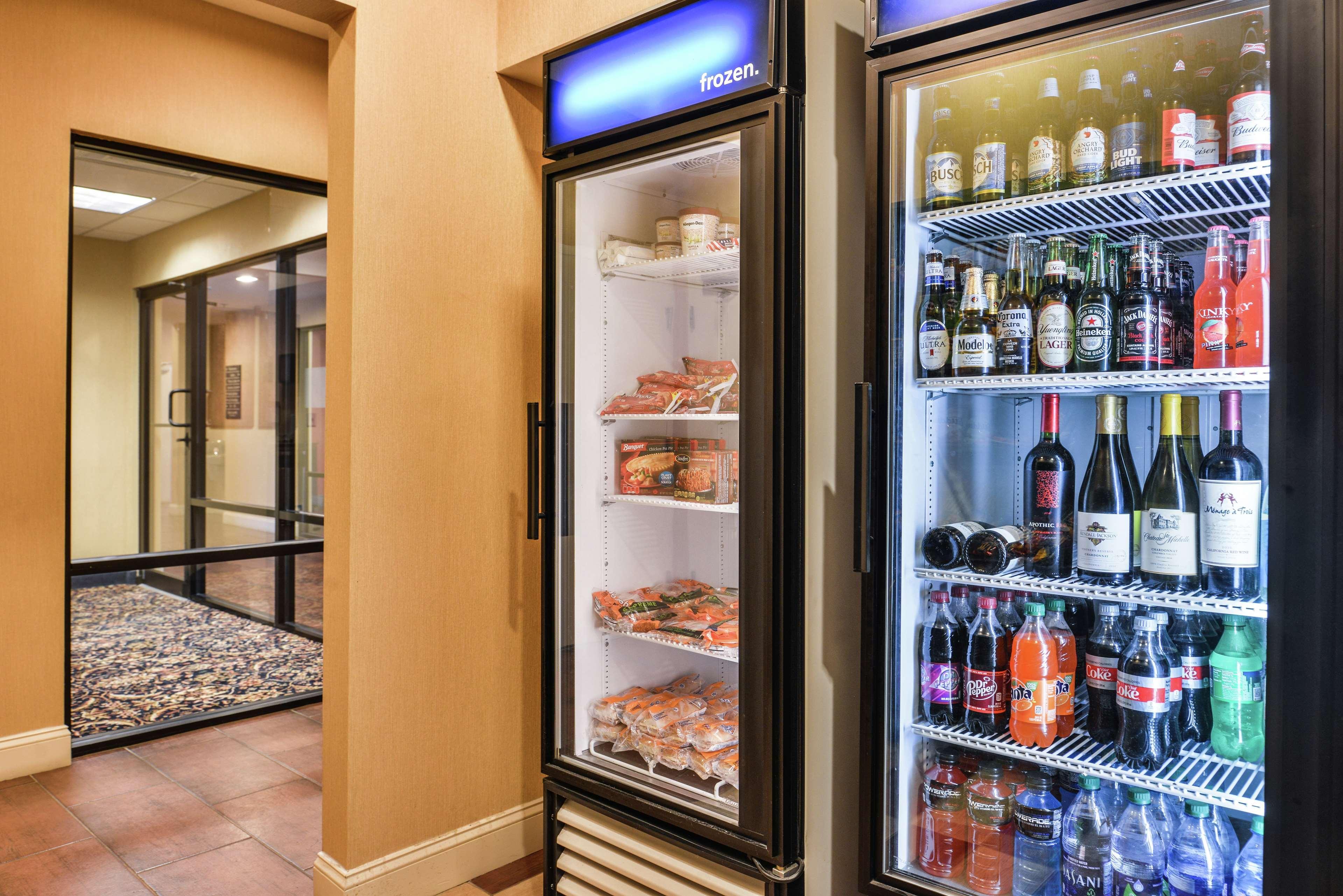 Hampton Inn Jackson-College Avenue Luaran gambar