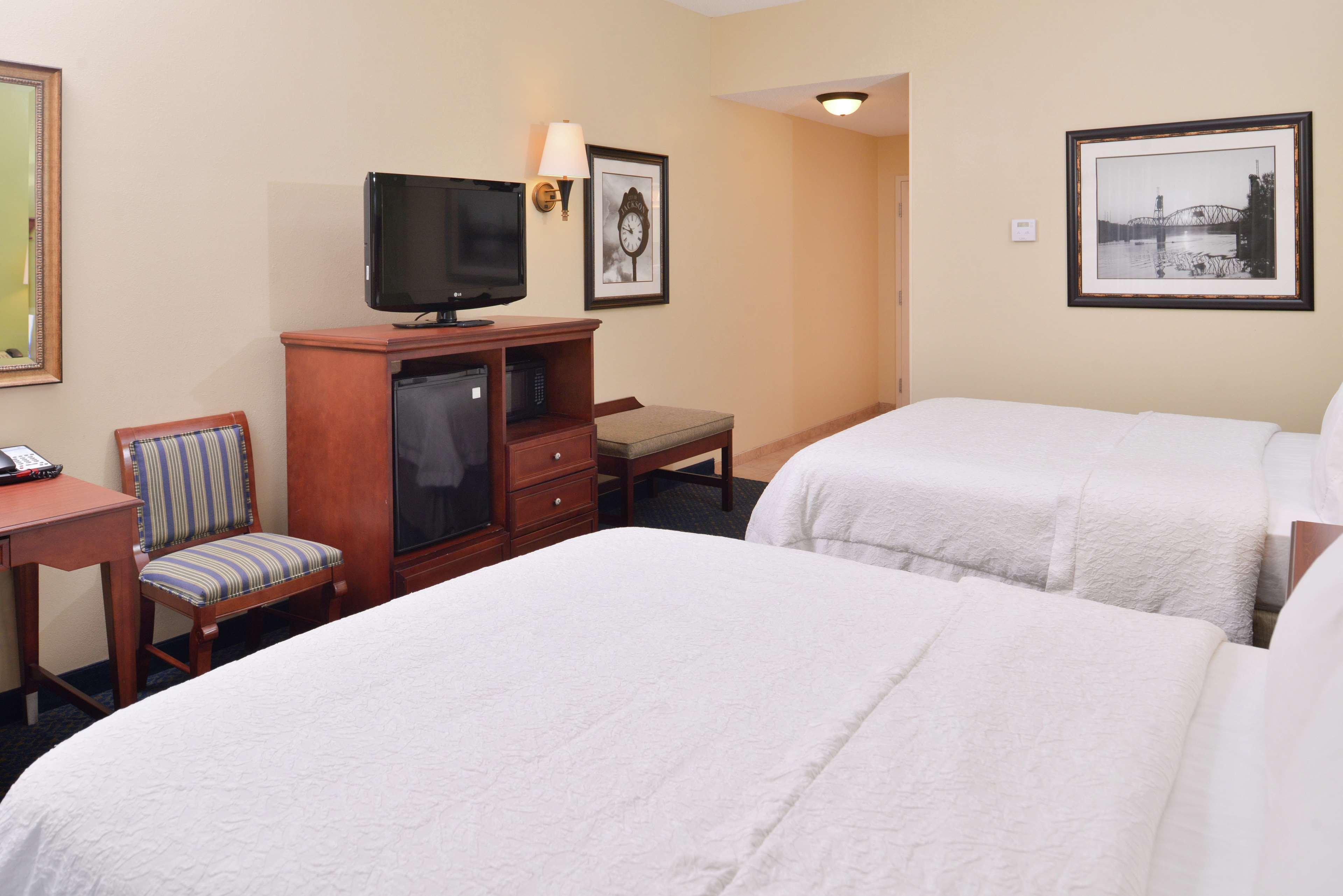 Hampton Inn Jackson-College Avenue Luaran gambar