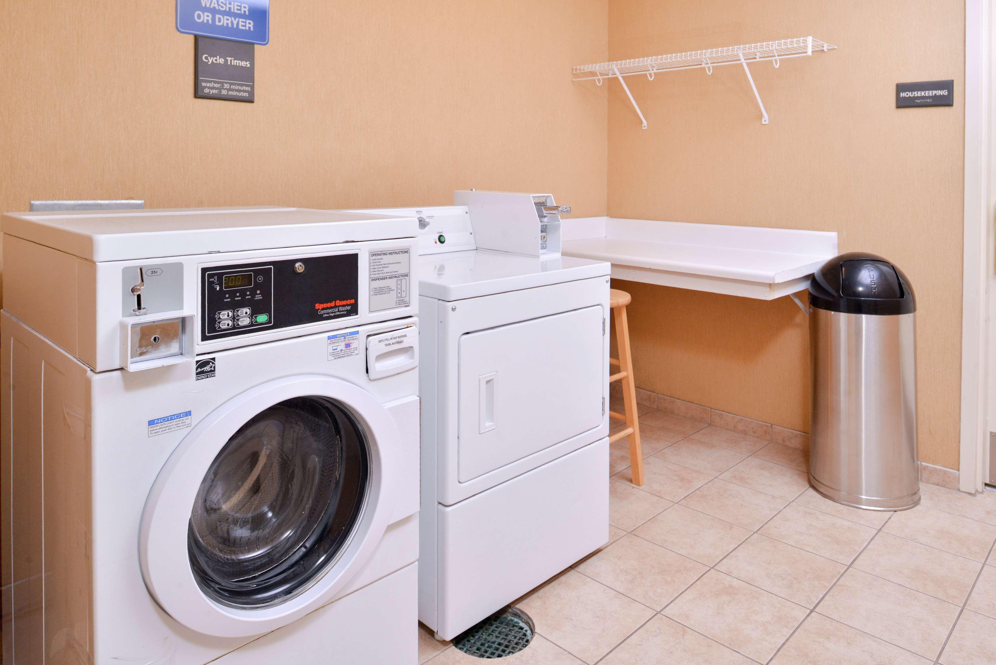 Hampton Inn Jackson-College Avenue Luaran gambar