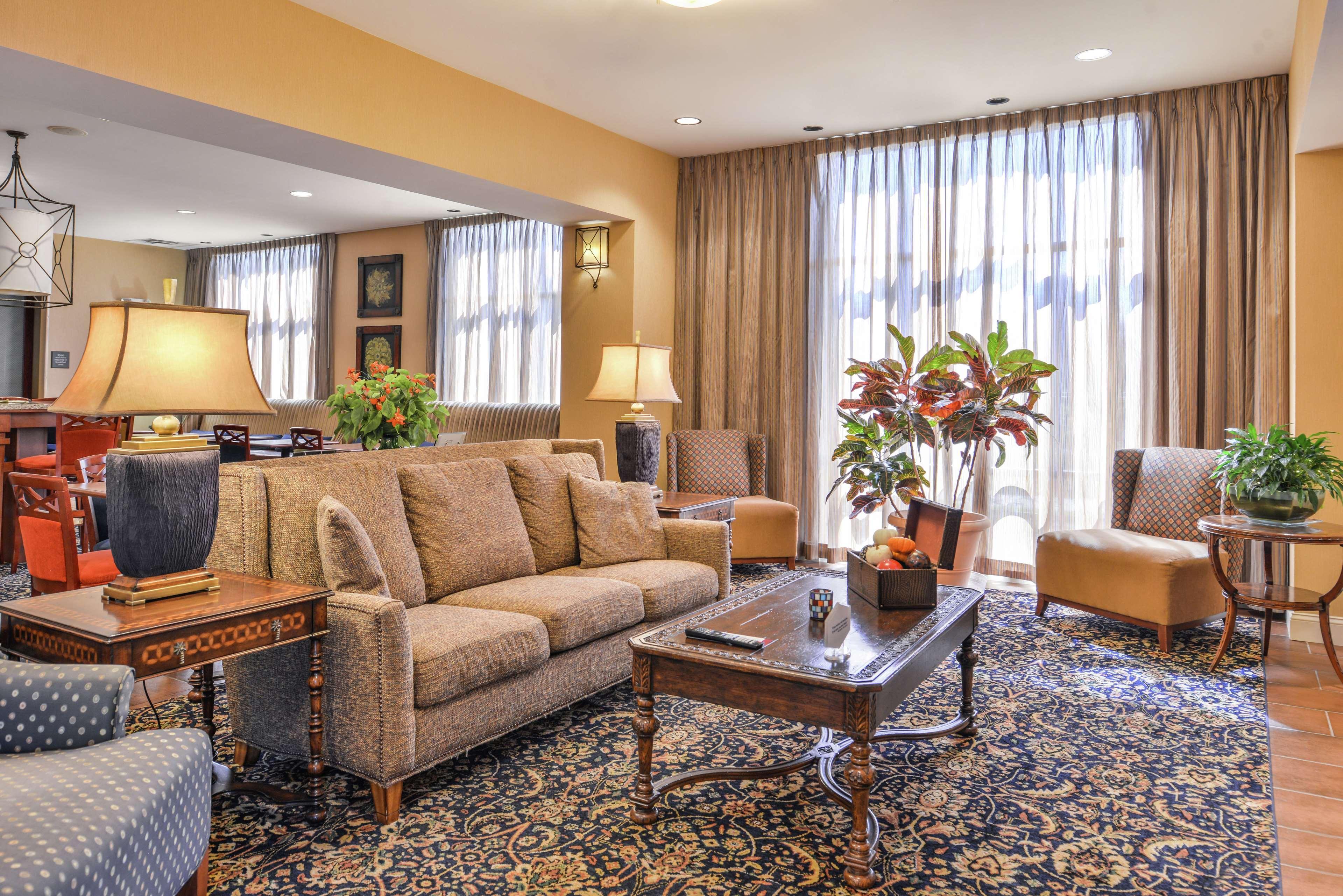 Hampton Inn Jackson-College Avenue Luaran gambar